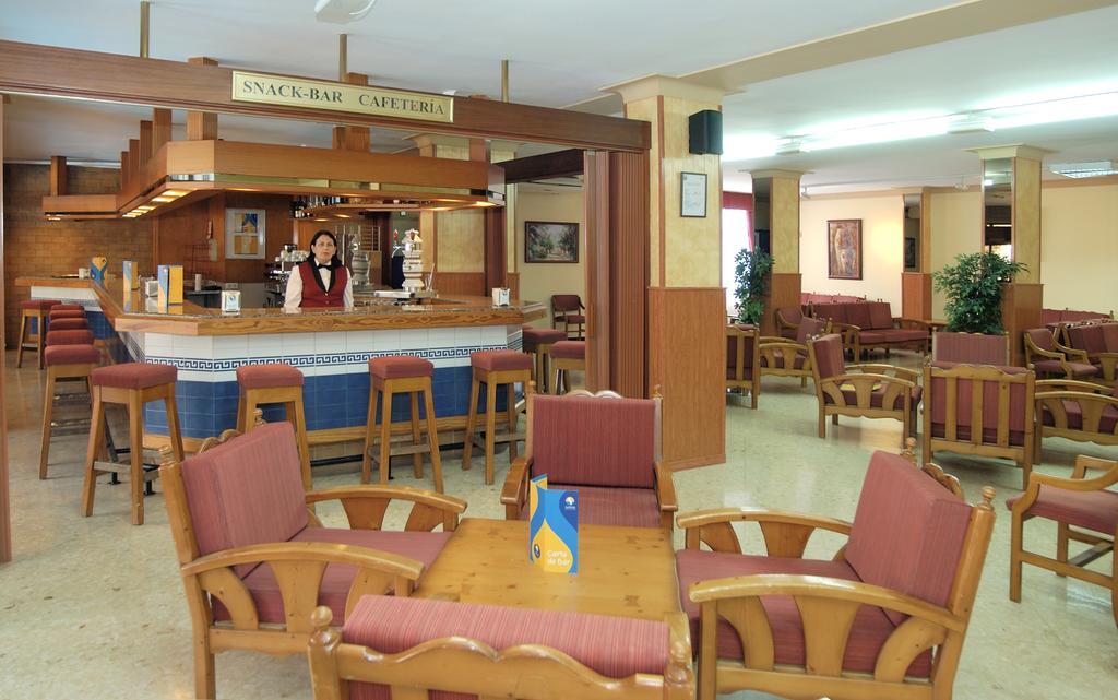 Whala!Fun Hotel El Arenal  Restaurant photo